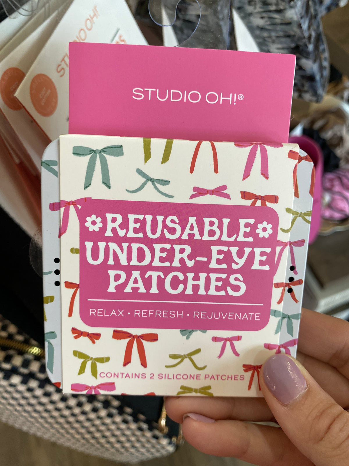 Put A Bow On It Reusable Under-Eye Patches